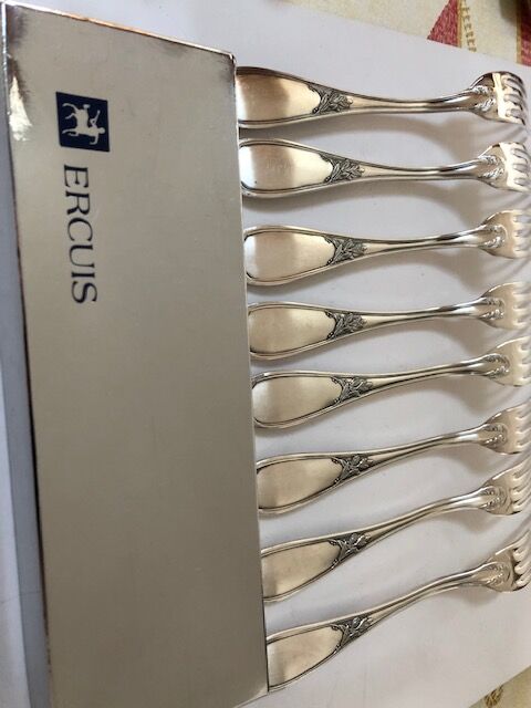 8 ercuis silver metal forks Lauriers