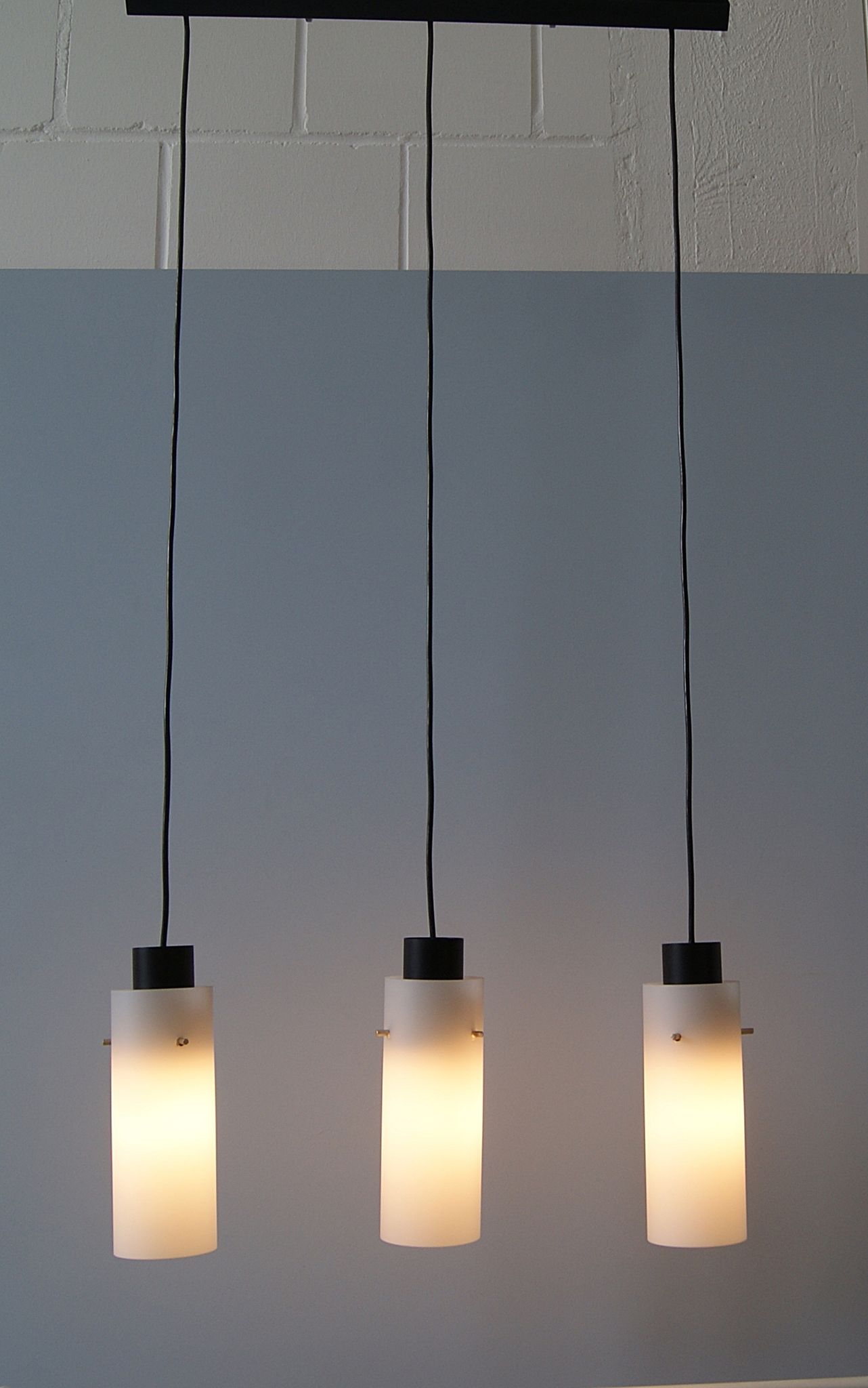 Three-arm pendant lamp made of opaline glass and metal, cascade lamp, minimalist lighting
