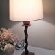 Lampe brutaliste en bois et abat jour tissu, années 40-50