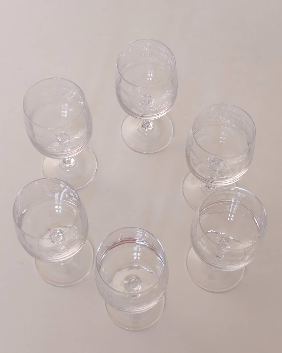 Verres à vin blanc cristal d'Arques