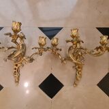 Paire d'appliques en bronze doré style Louis XV