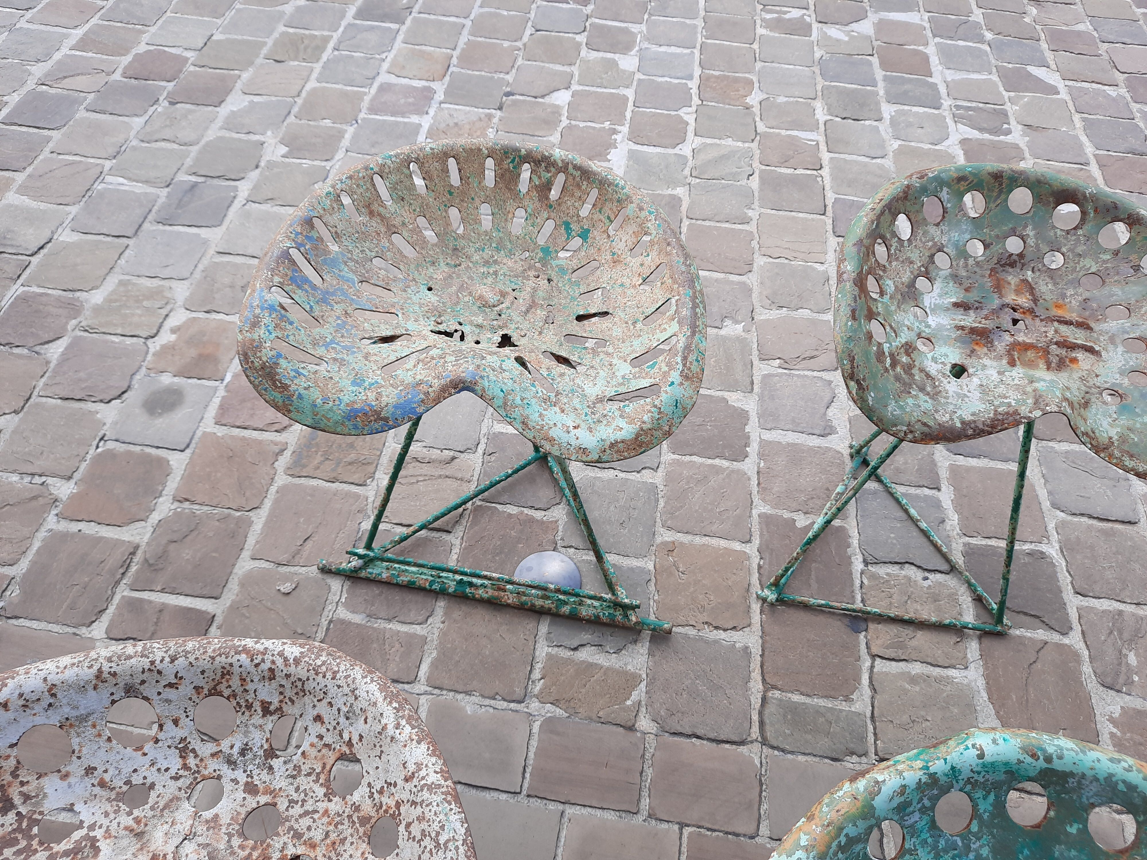 Lot of 4 stool seat tractor