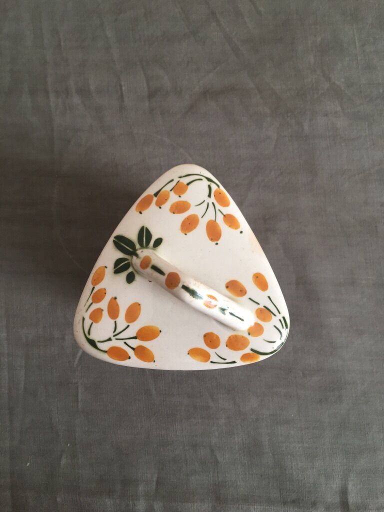 Creil earthenware tea pot, early 20th century