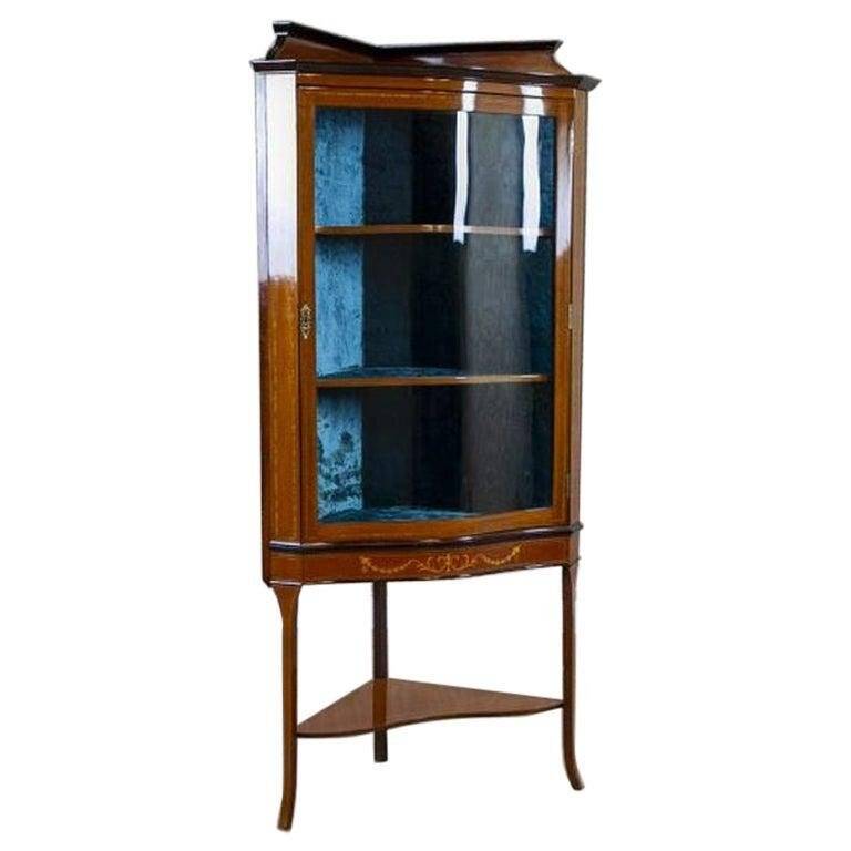 Late-19th Century English Corner Cabinet in Brown, 1890s