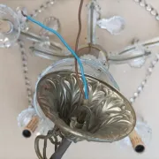 Very beautiful Venetian chandelier with 5 lights / complete and in working condition.