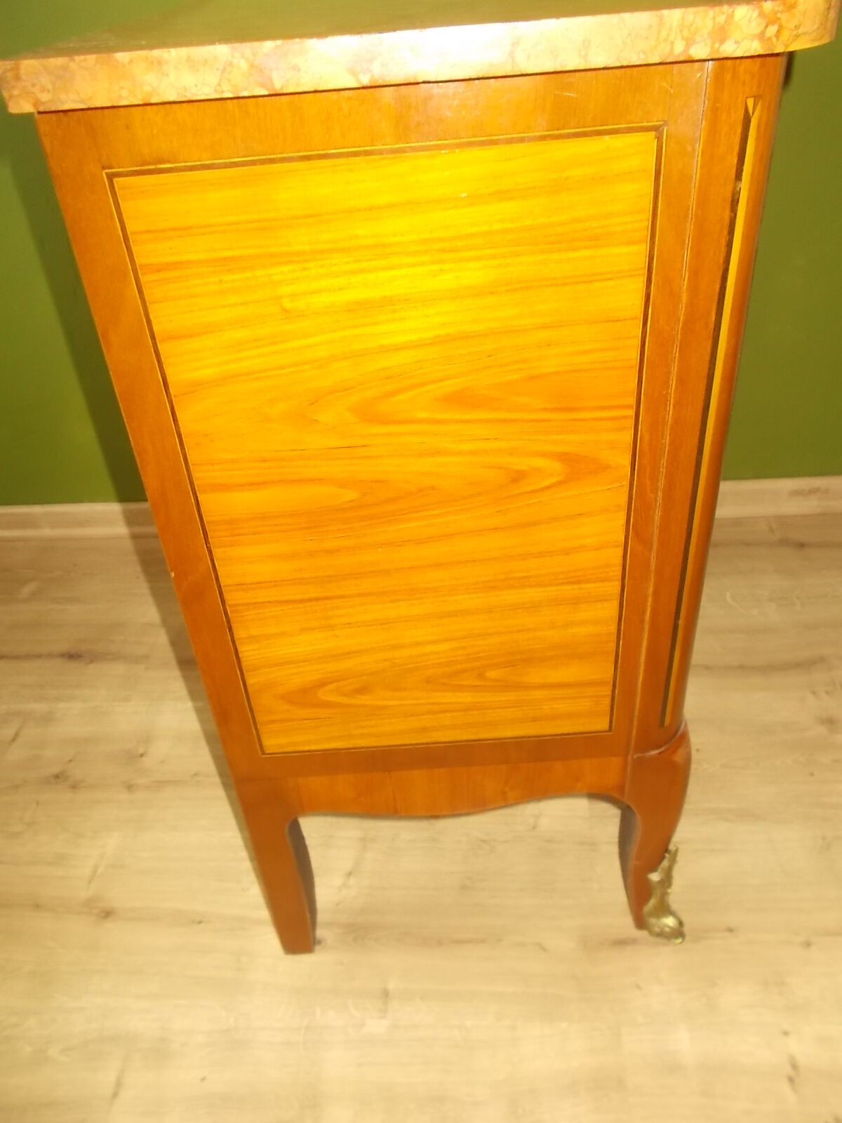 Louis XV style marquetry chest of drawers