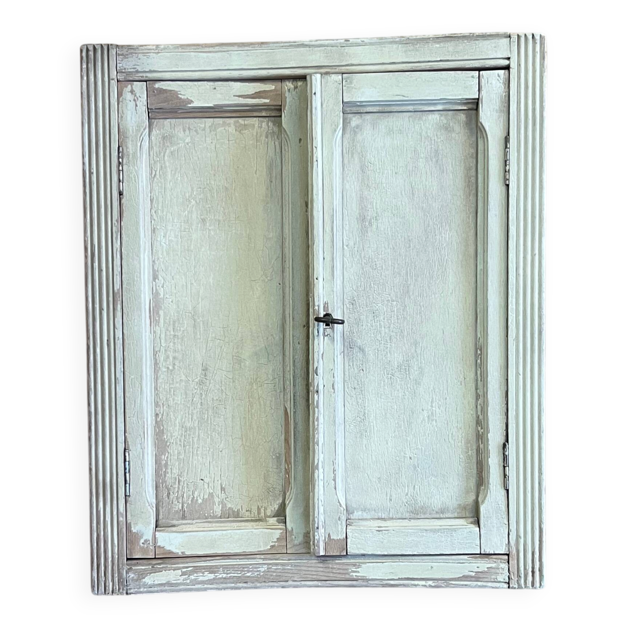 Armoire à pharmacie parisien