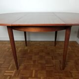 Table ronde extensible scandinave