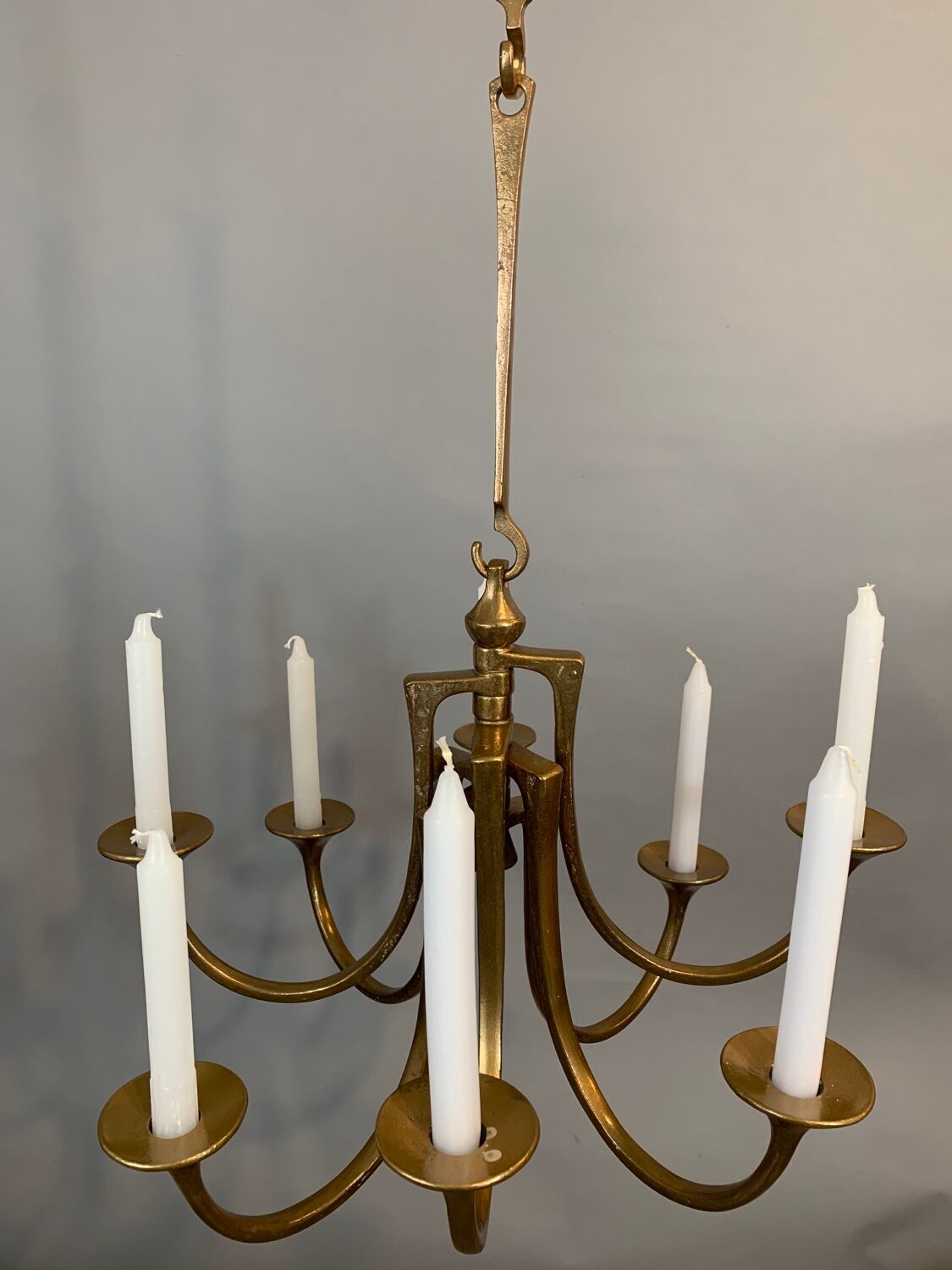 Lustre conçu par Michael Harjes et produit par Harjes Metalkunst en Allemagne