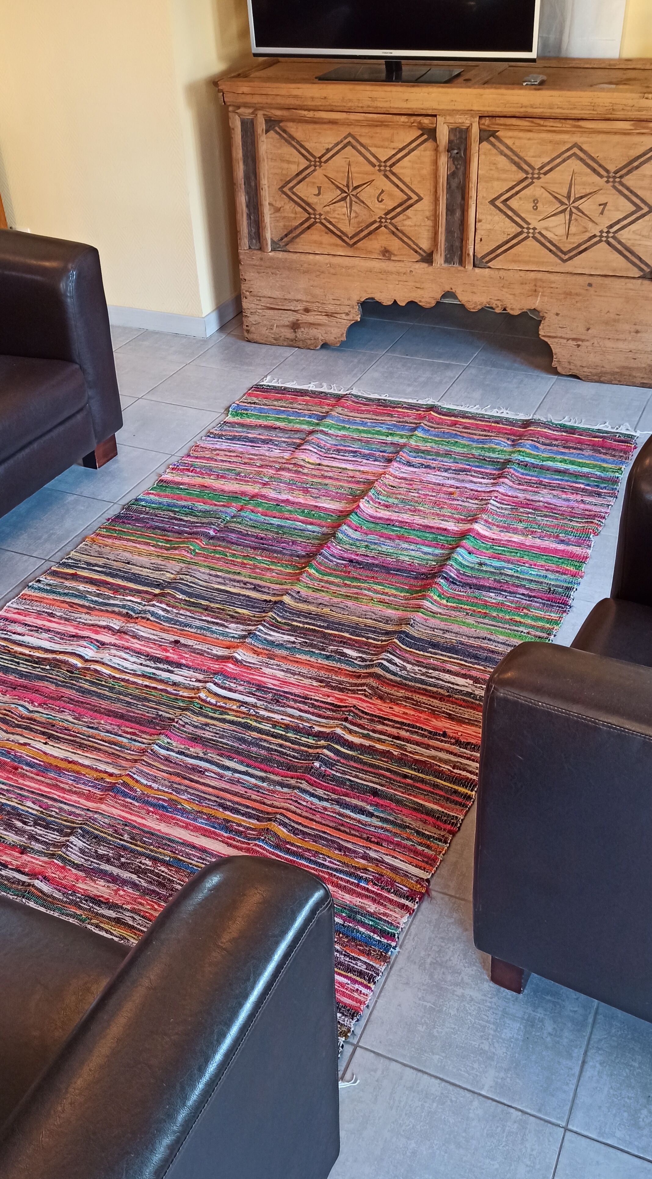 Tapis en coton tissé multicolore 137x250cm
