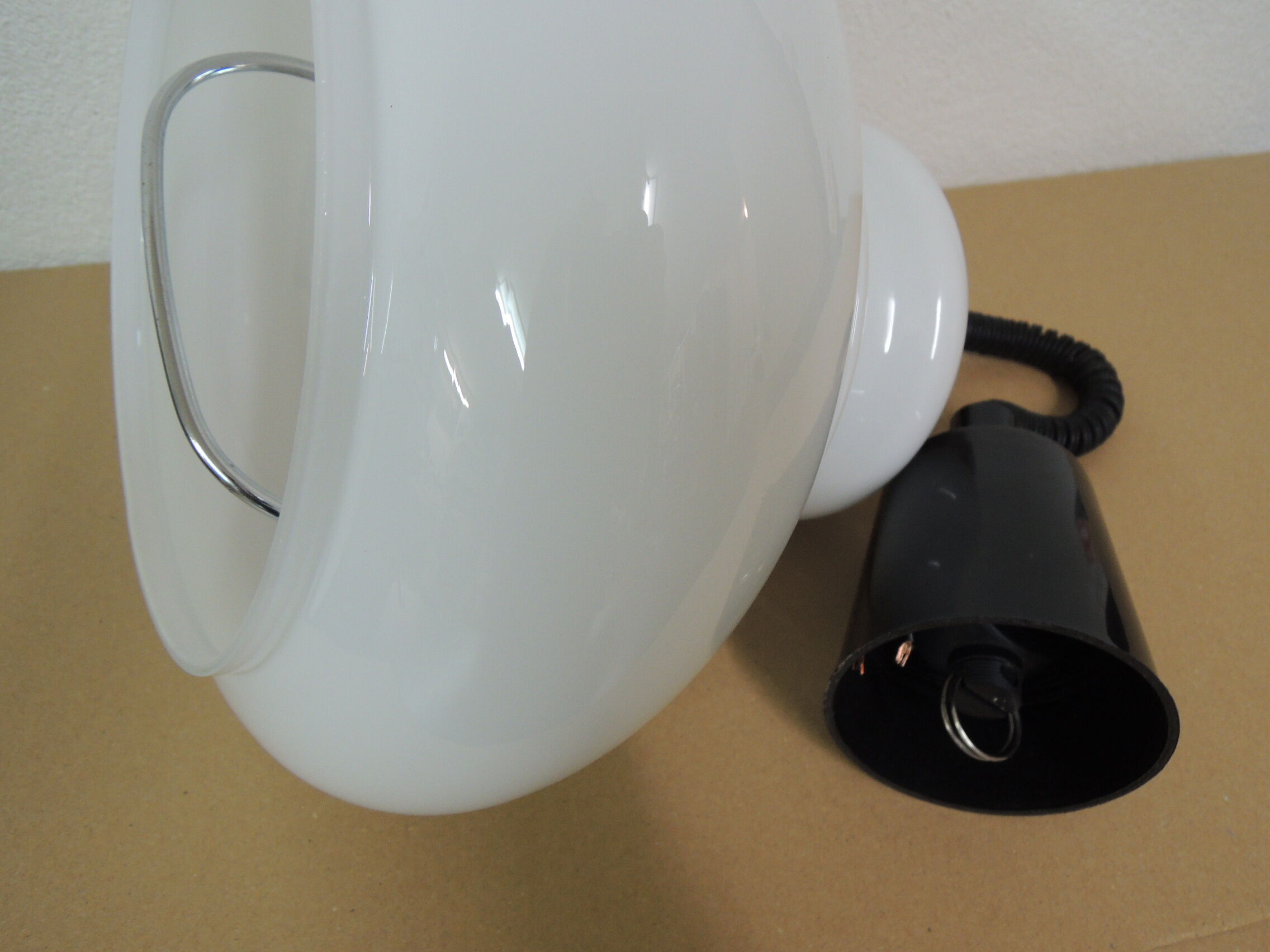 Vintage hanging rises and falls