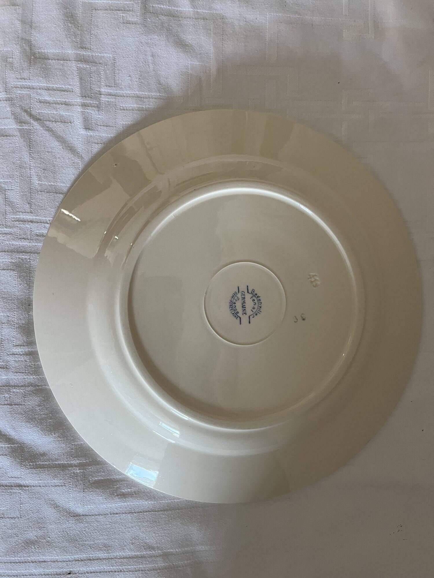 Serving dish