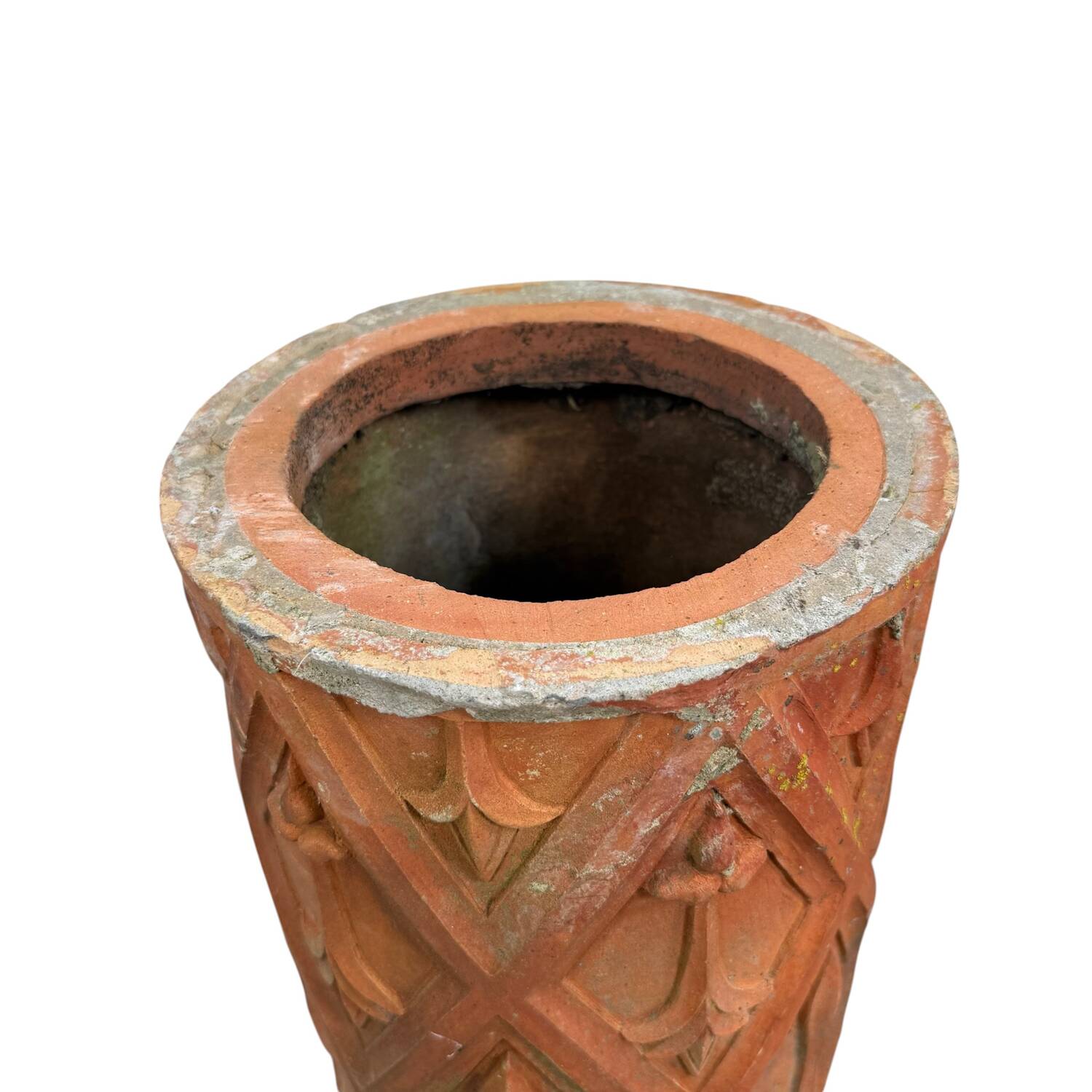 Paire de cheminées en terre cuite antiques françaises