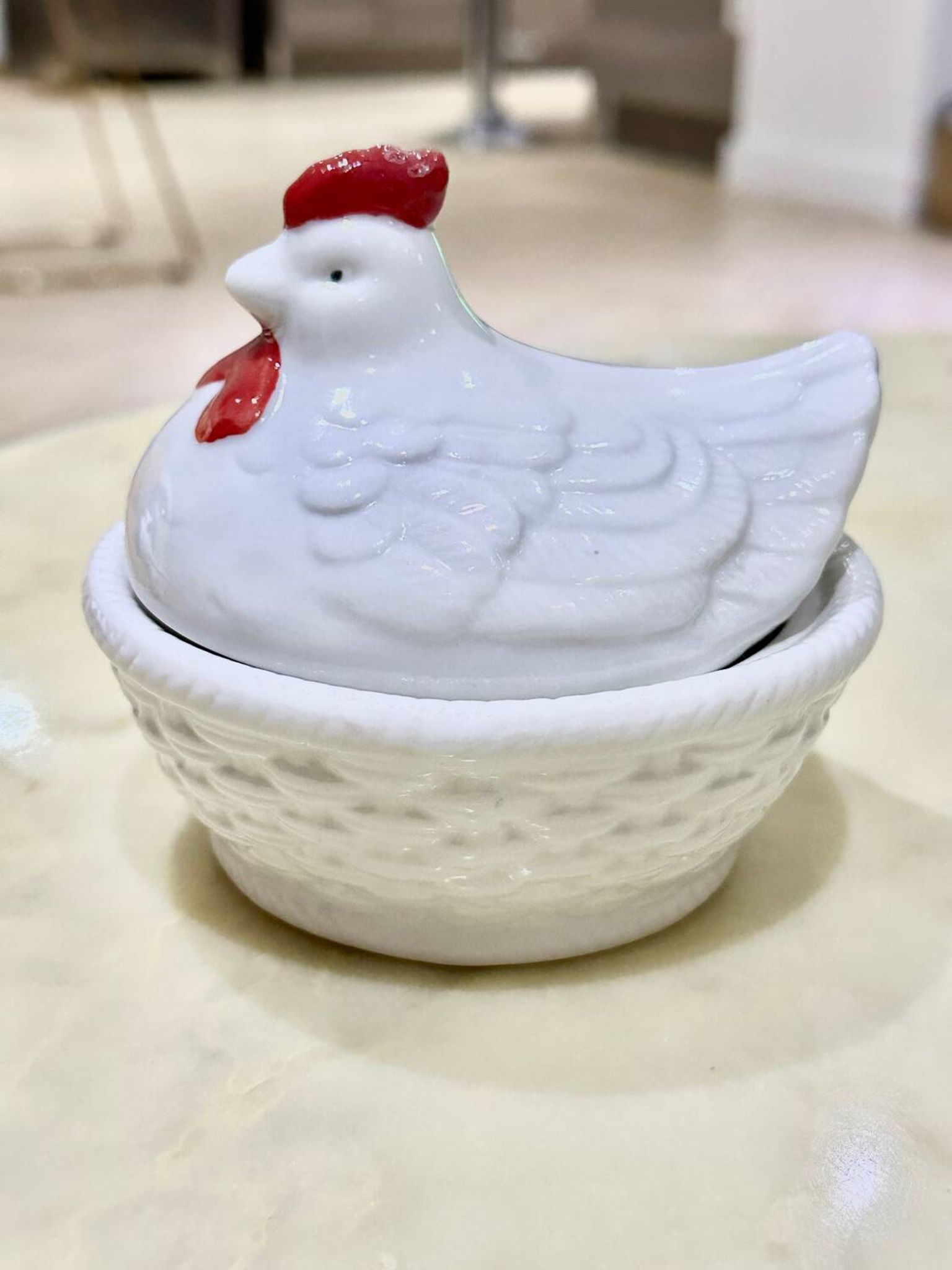 Sugar bowl Bonbonniere Hen vintage ceramic