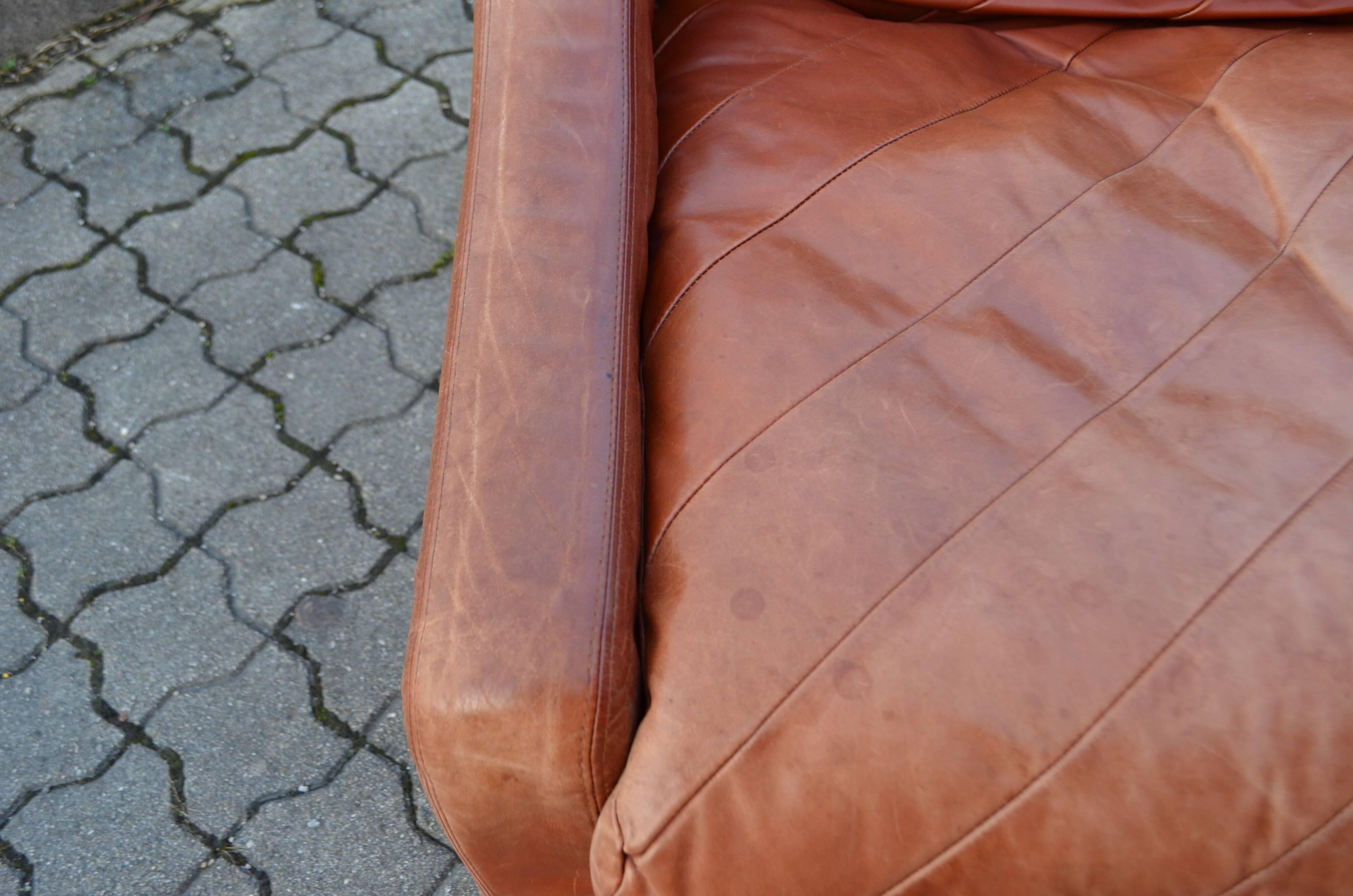 VIntage oxred leather lounge Chair Rolf Benz
