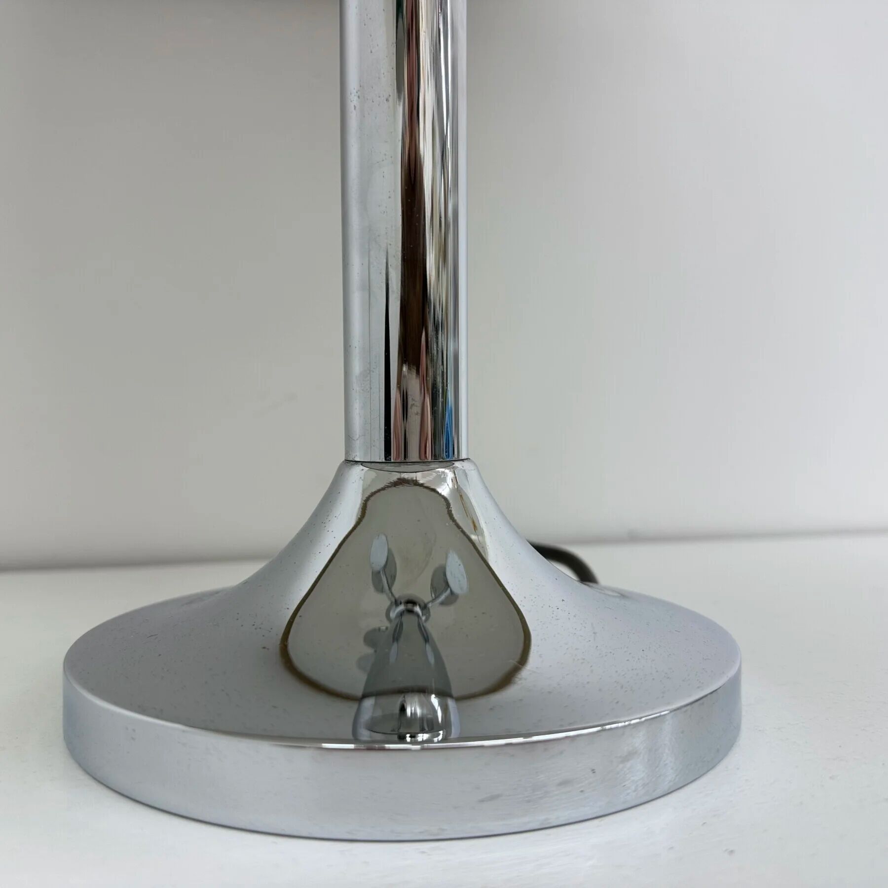 Mid-century mushroom table lamp with chrome base, 1970s