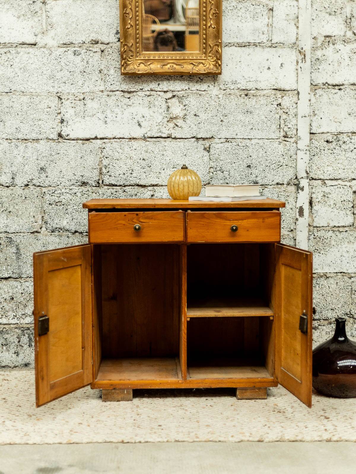 Buffet parisien en bois massif