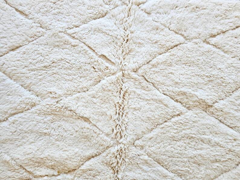 Beni Ourain rug in pure wool, handmade, traditional, 1.5/2.5 m.