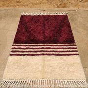 Traditional pure wool burgundy and white rug 1.5/2.5 m