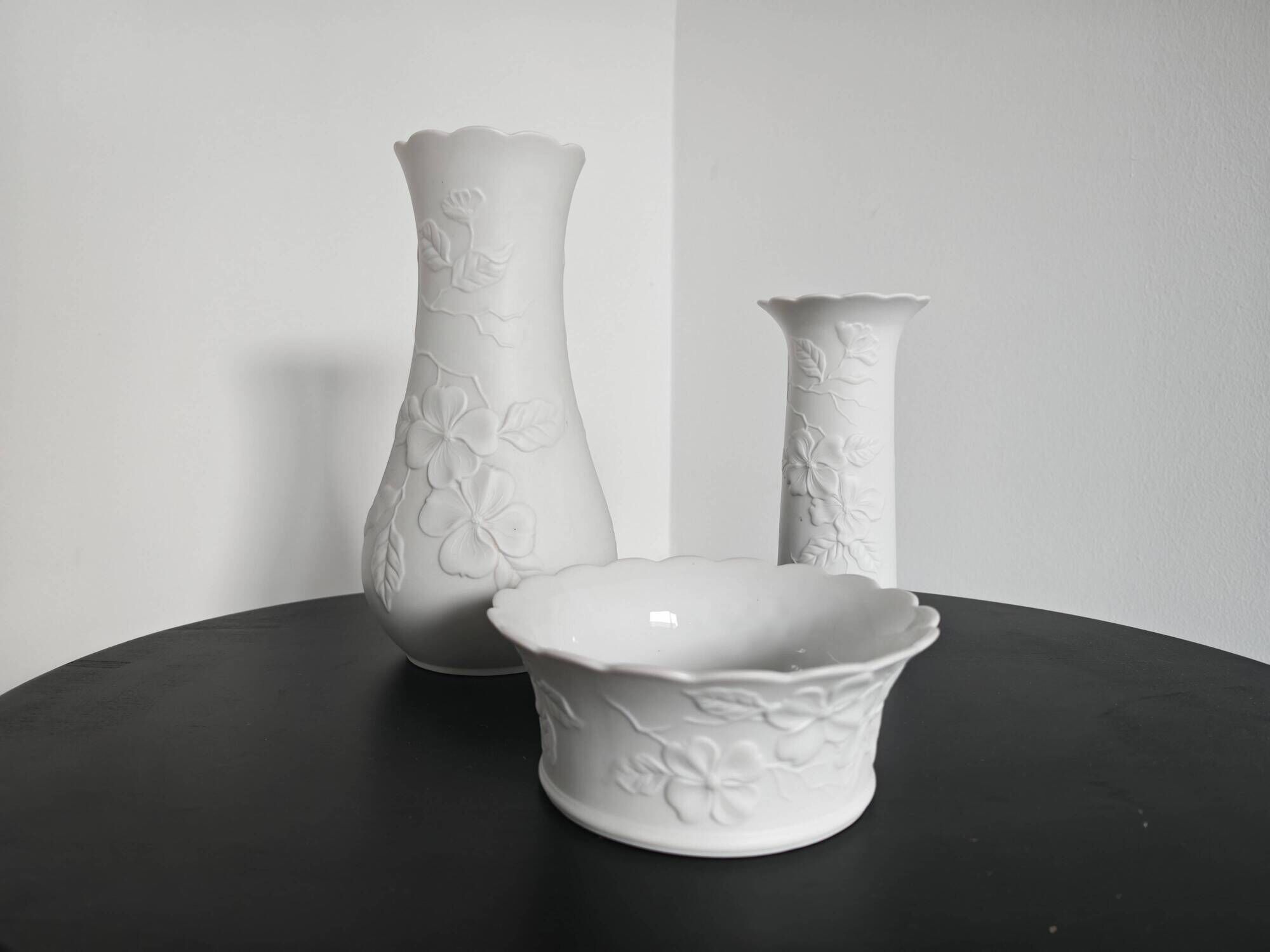 Set of 3 biscuit porcelain vases mid-century Manfred Frey Kaiser