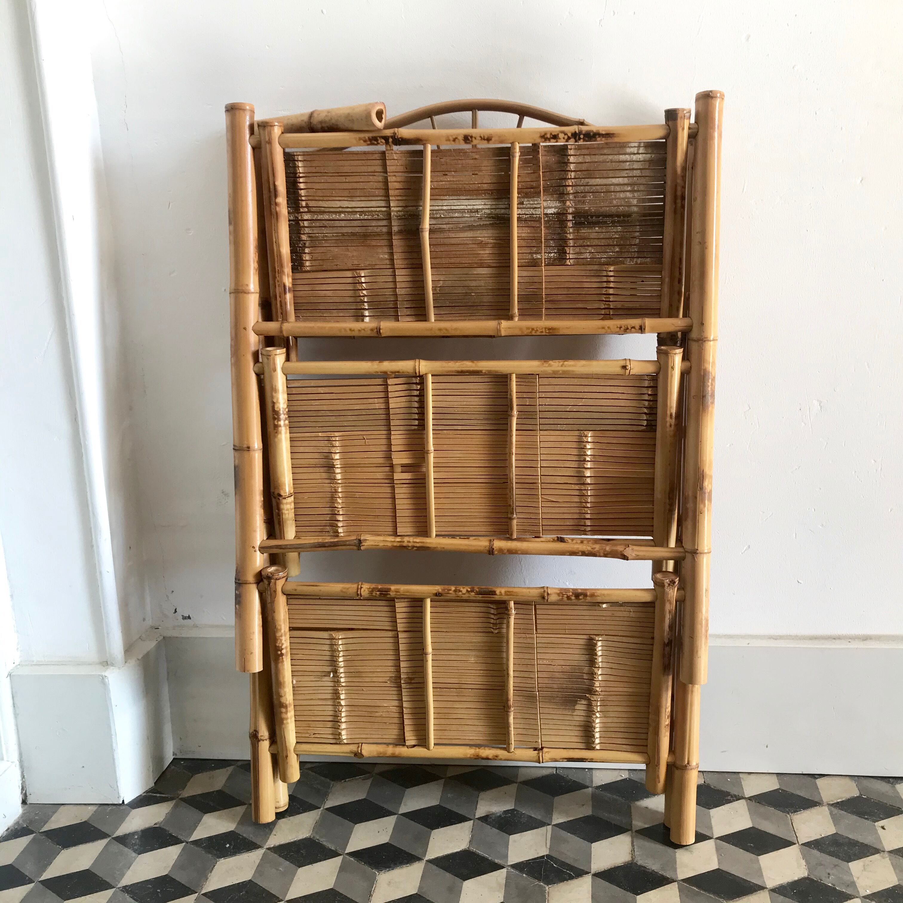 Folding bamboo shelf