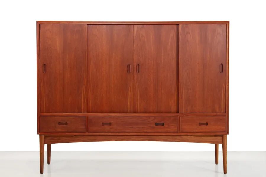 Vintage teak Danish design highboard