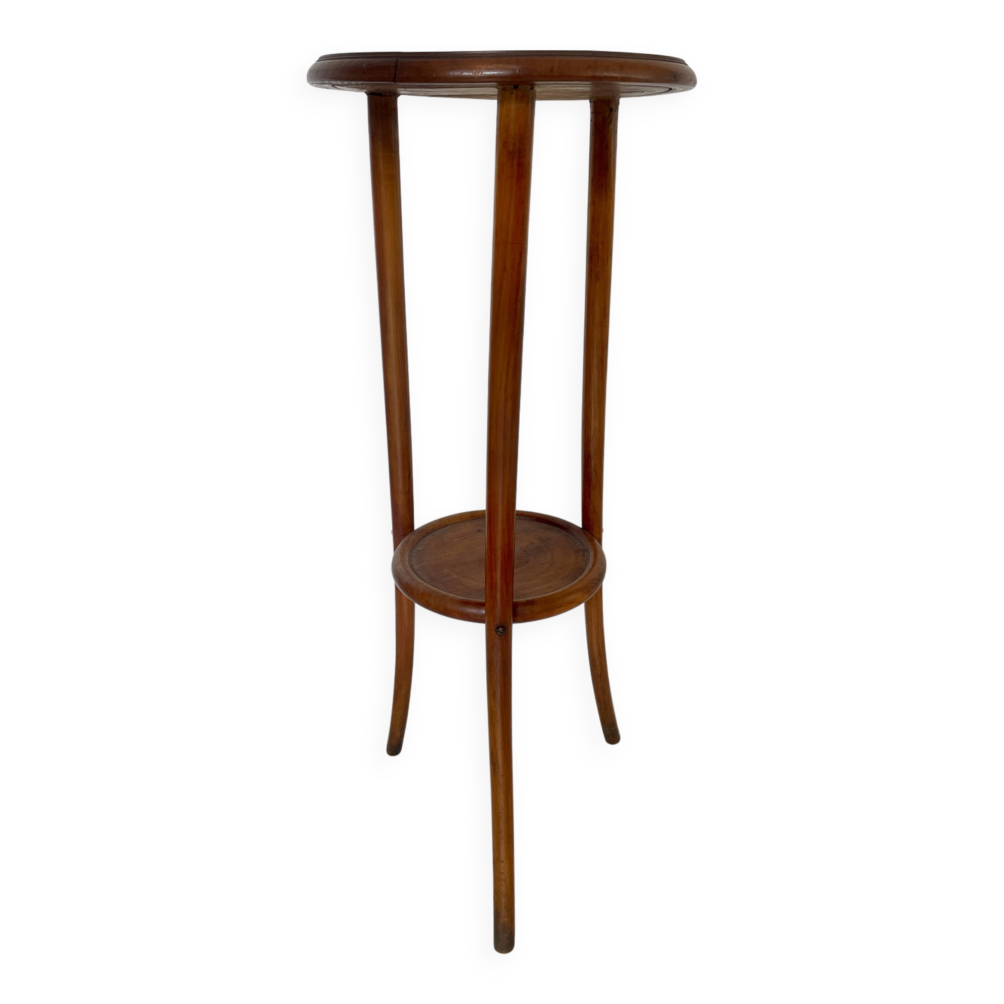 Wooden tripod saddle