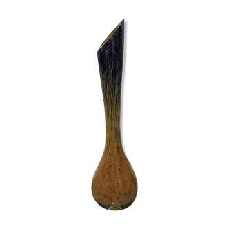 Glass vase