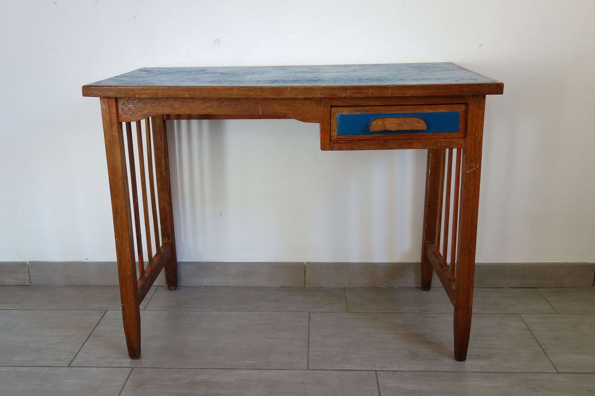 Children's desk 50s/60s
