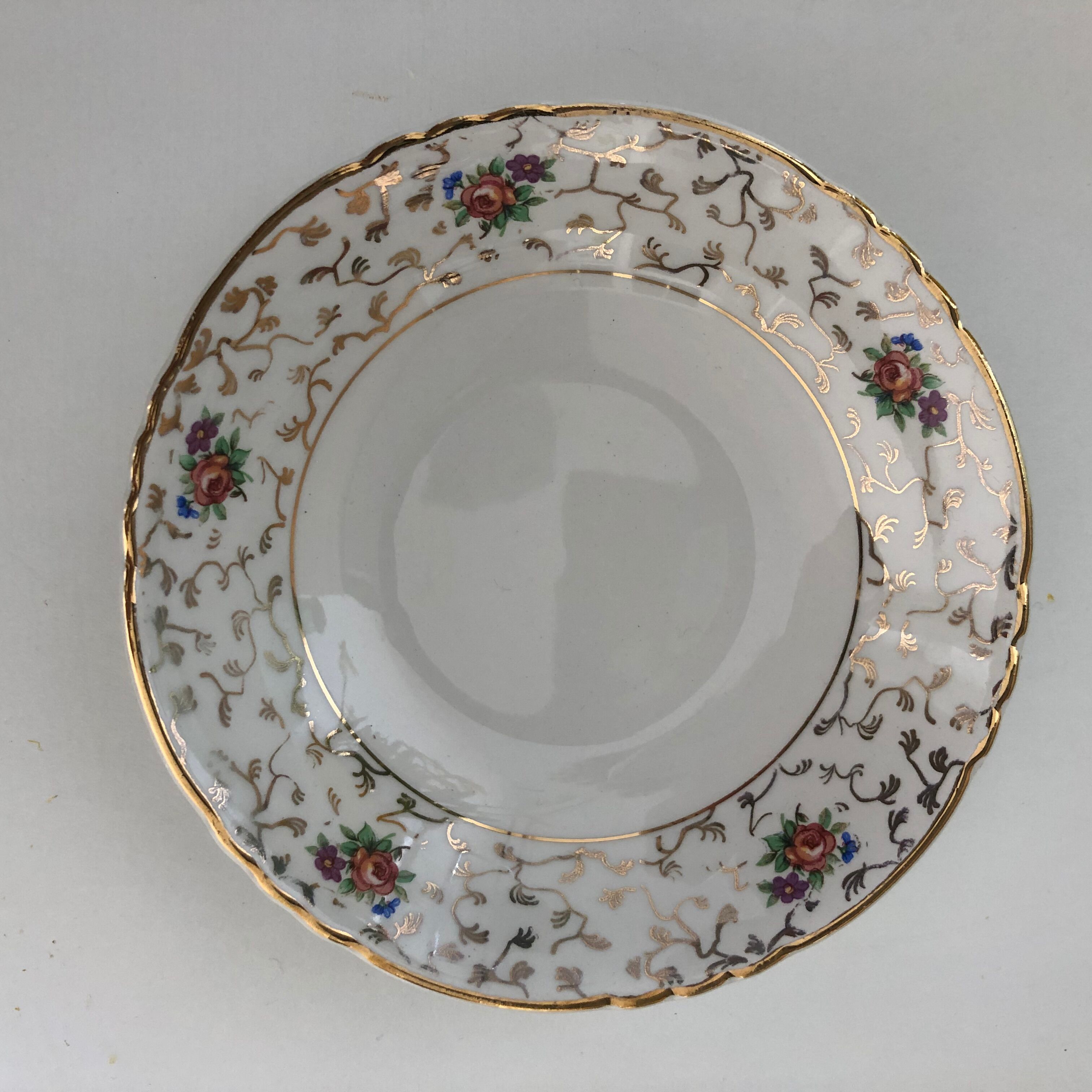 Salad bowl and cups, art of the table, Moulin des loups, Blois service