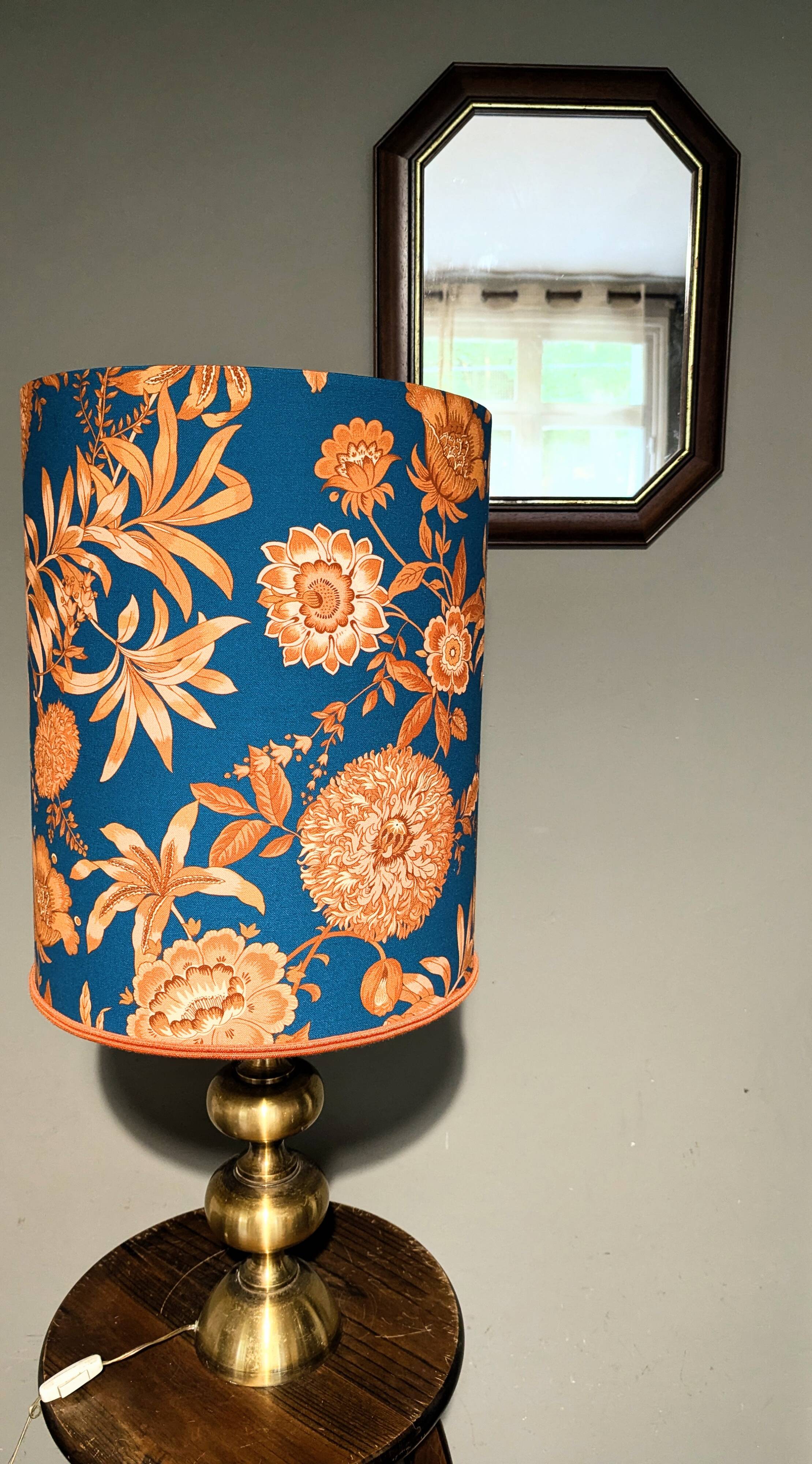 Lampe en laiton et abat-jour Casal