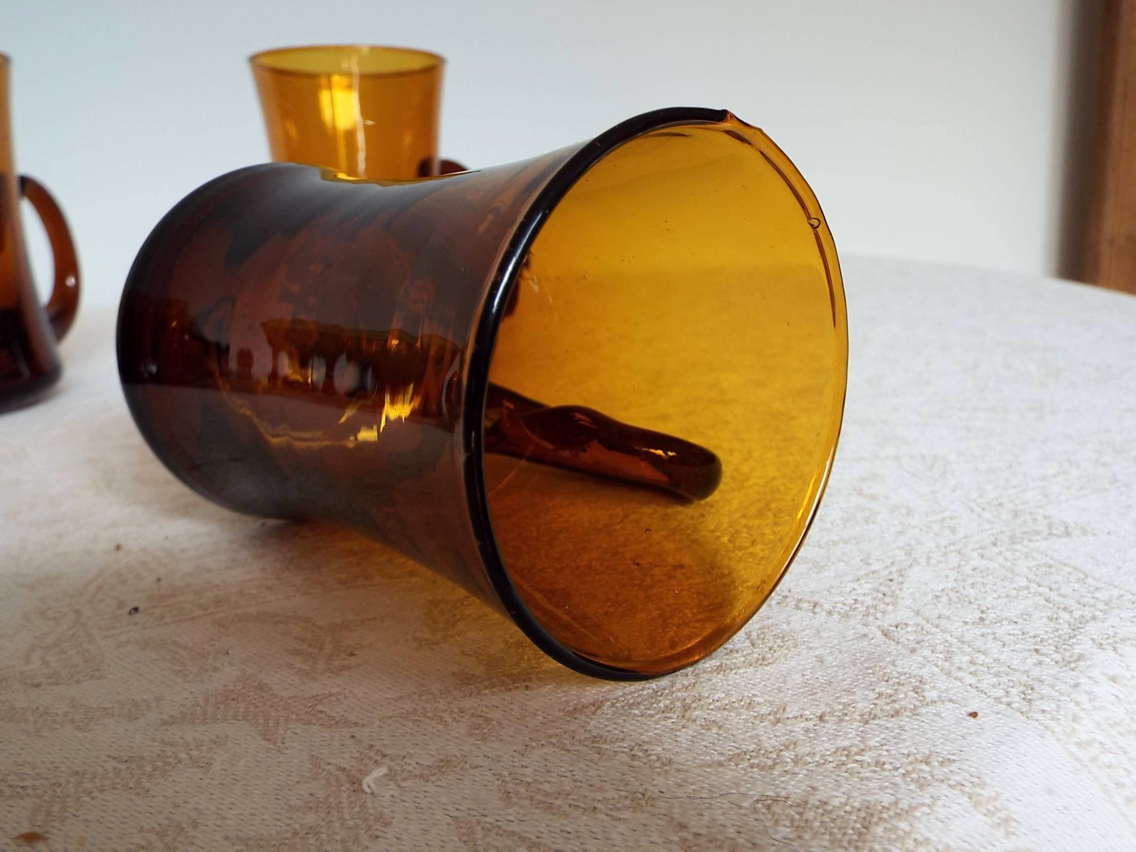 6 amber glass tea cups