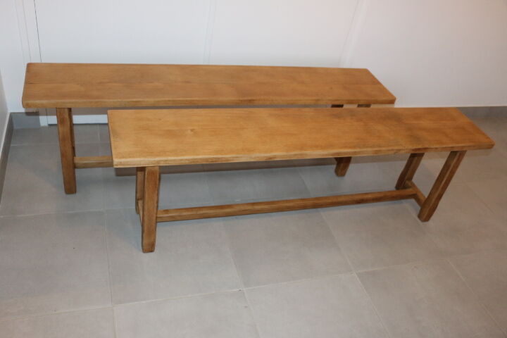 2 light oak benches