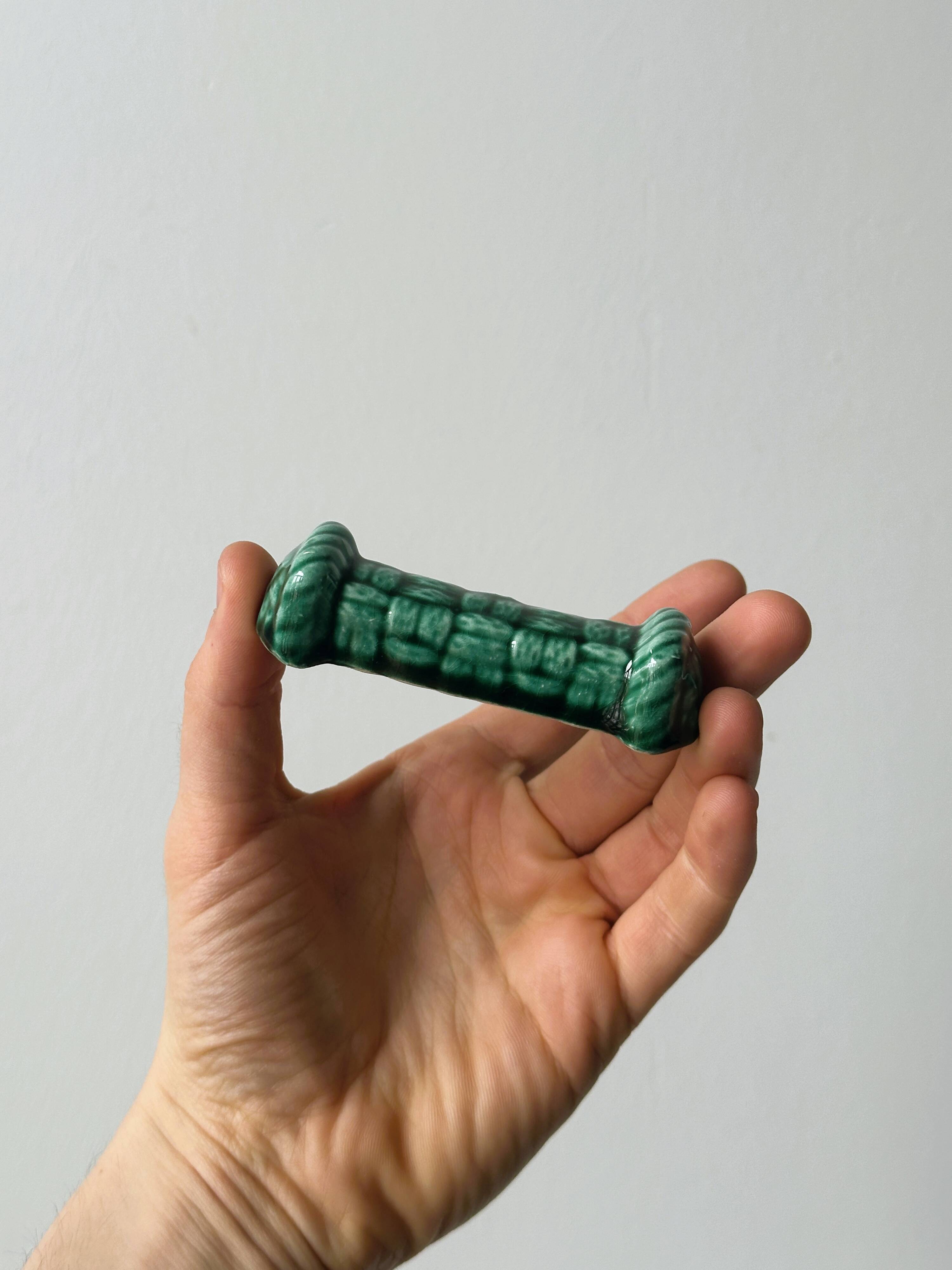 5 green ceramic knife holders with bamboo effect