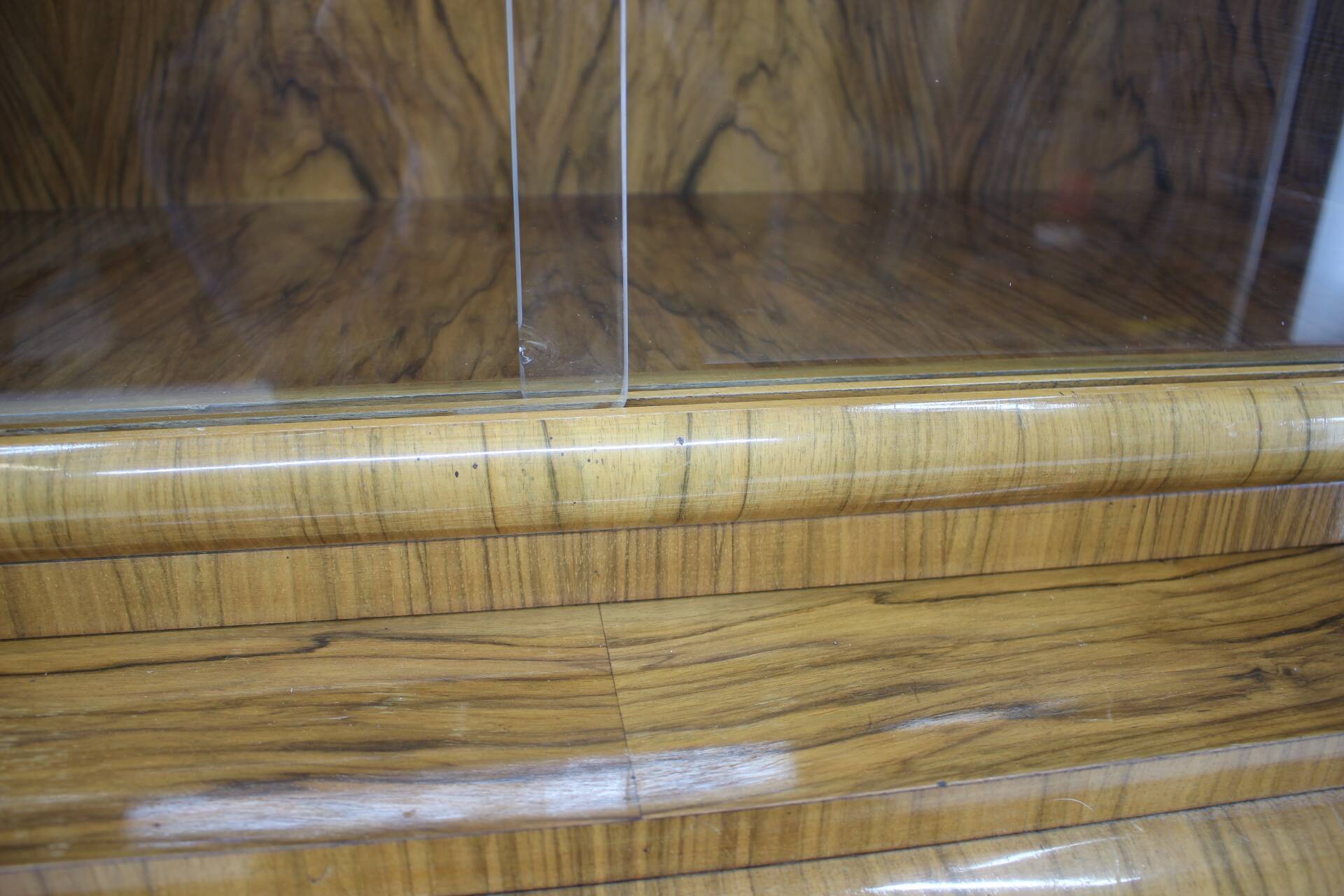 1930s Exclusive Curved Art Deco Bookcase, Czechoslovakia