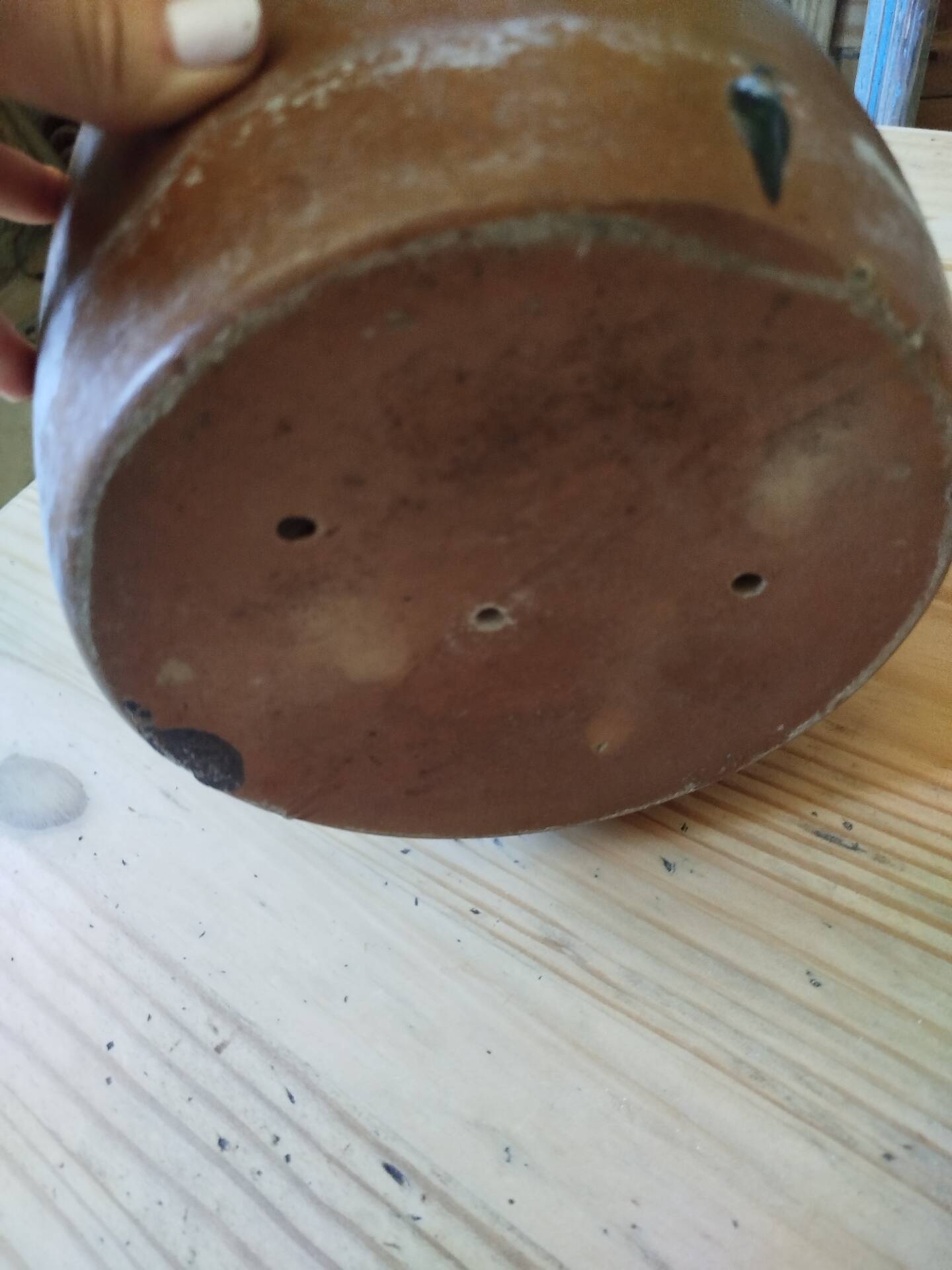 Grease pot