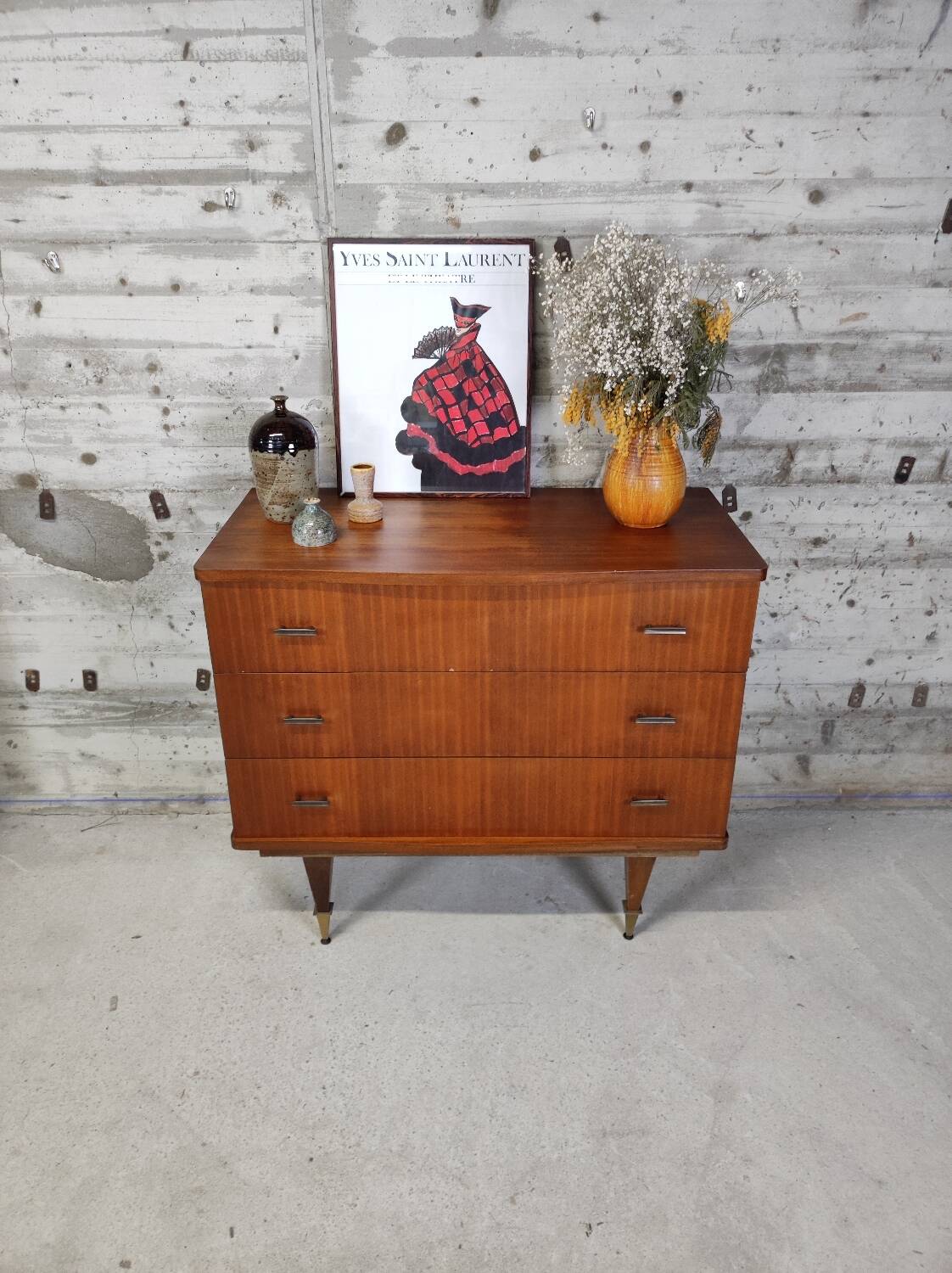Vintage chest of drawers