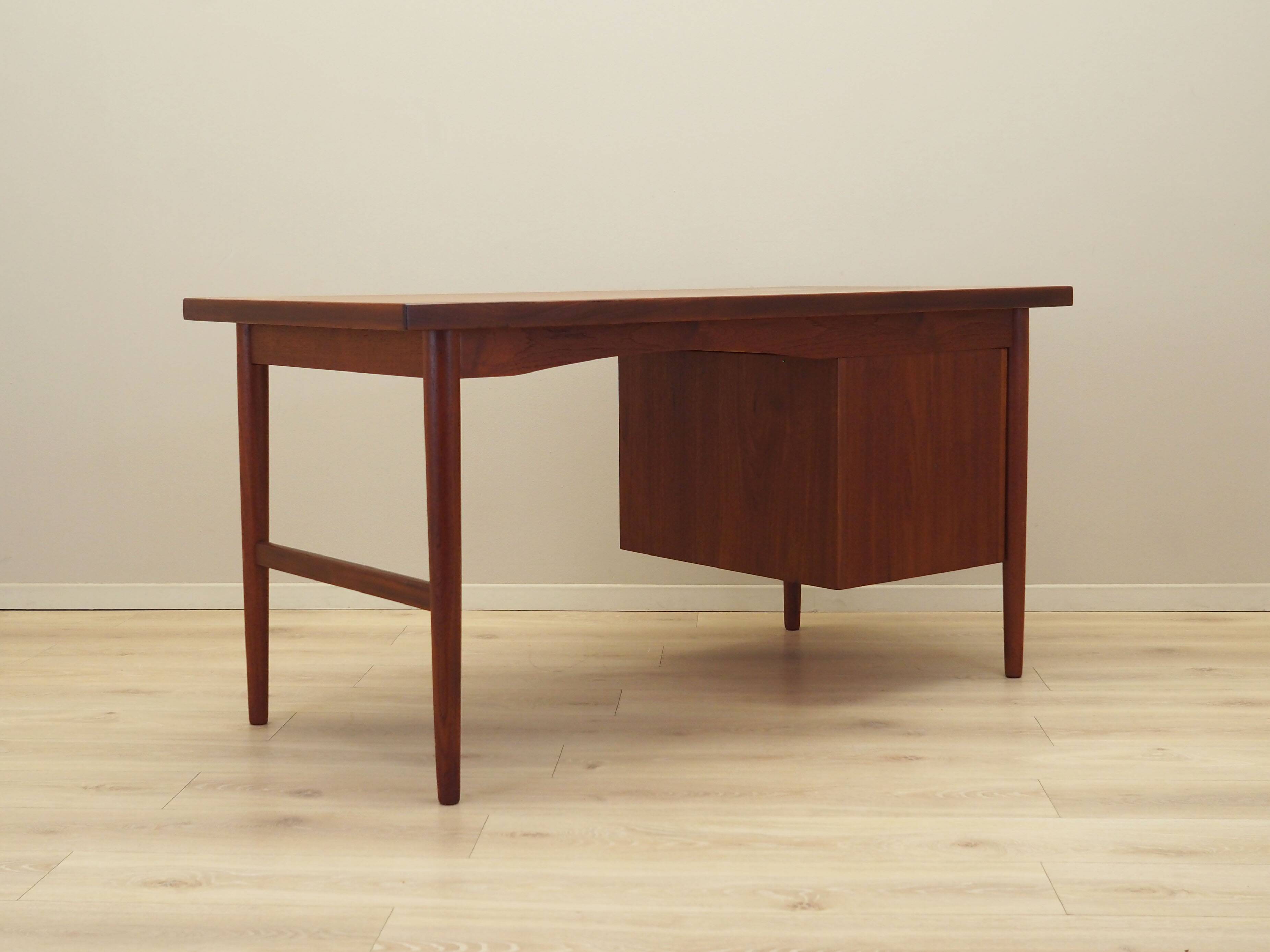 Teak desk, Danish design, 1970s, production: Denmark