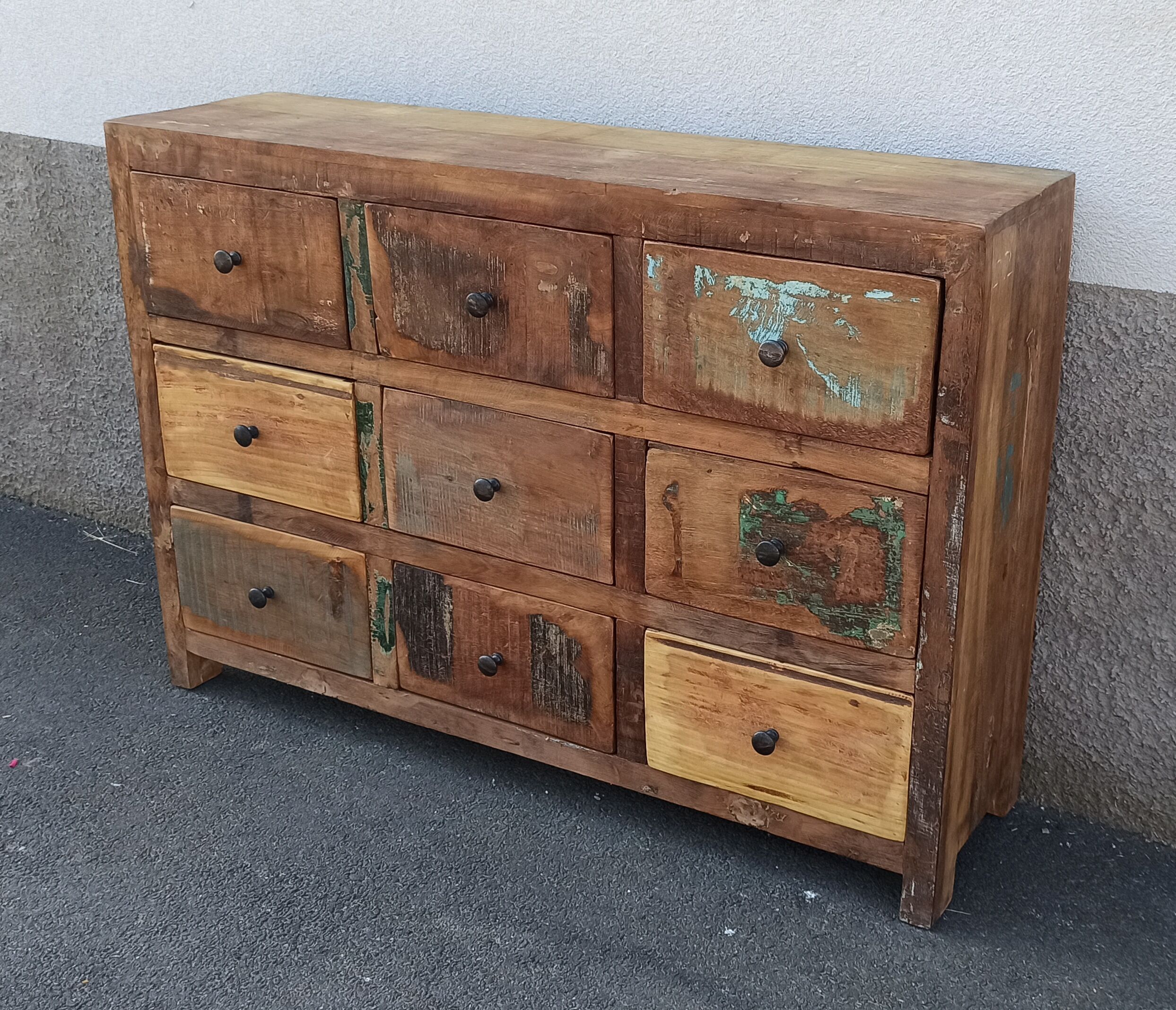 Commode en bois 9 tiroirs