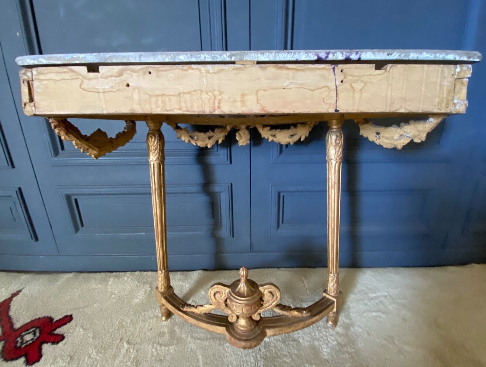 Console XVIII wooden gold louis xvi white marble flower falls