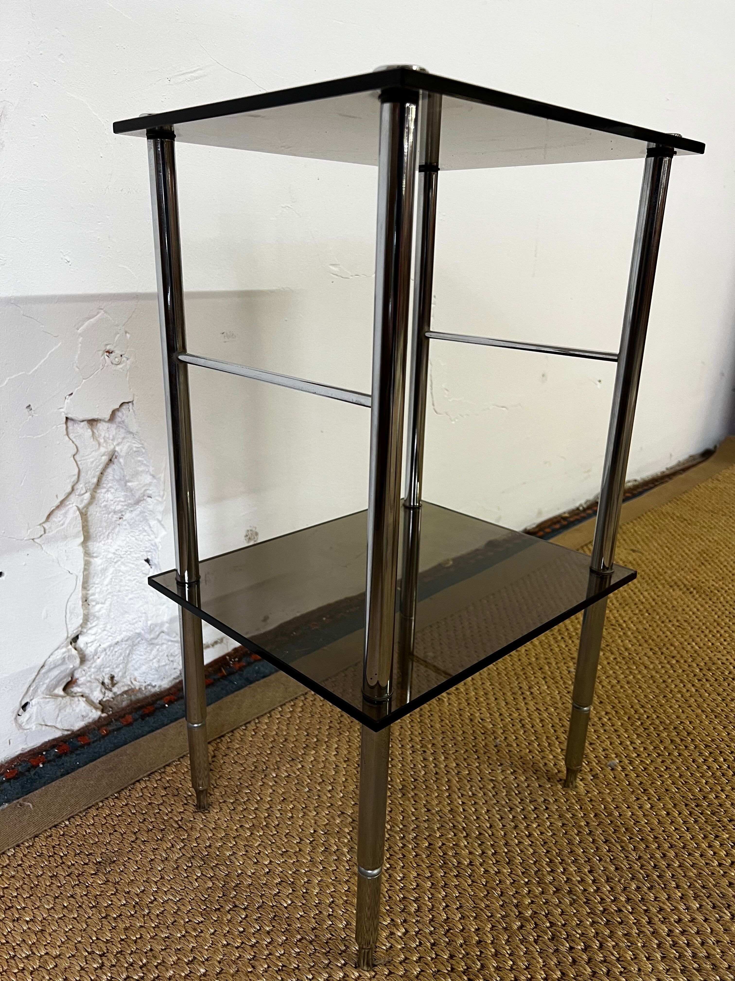Sellette métal chromé et verre fumé