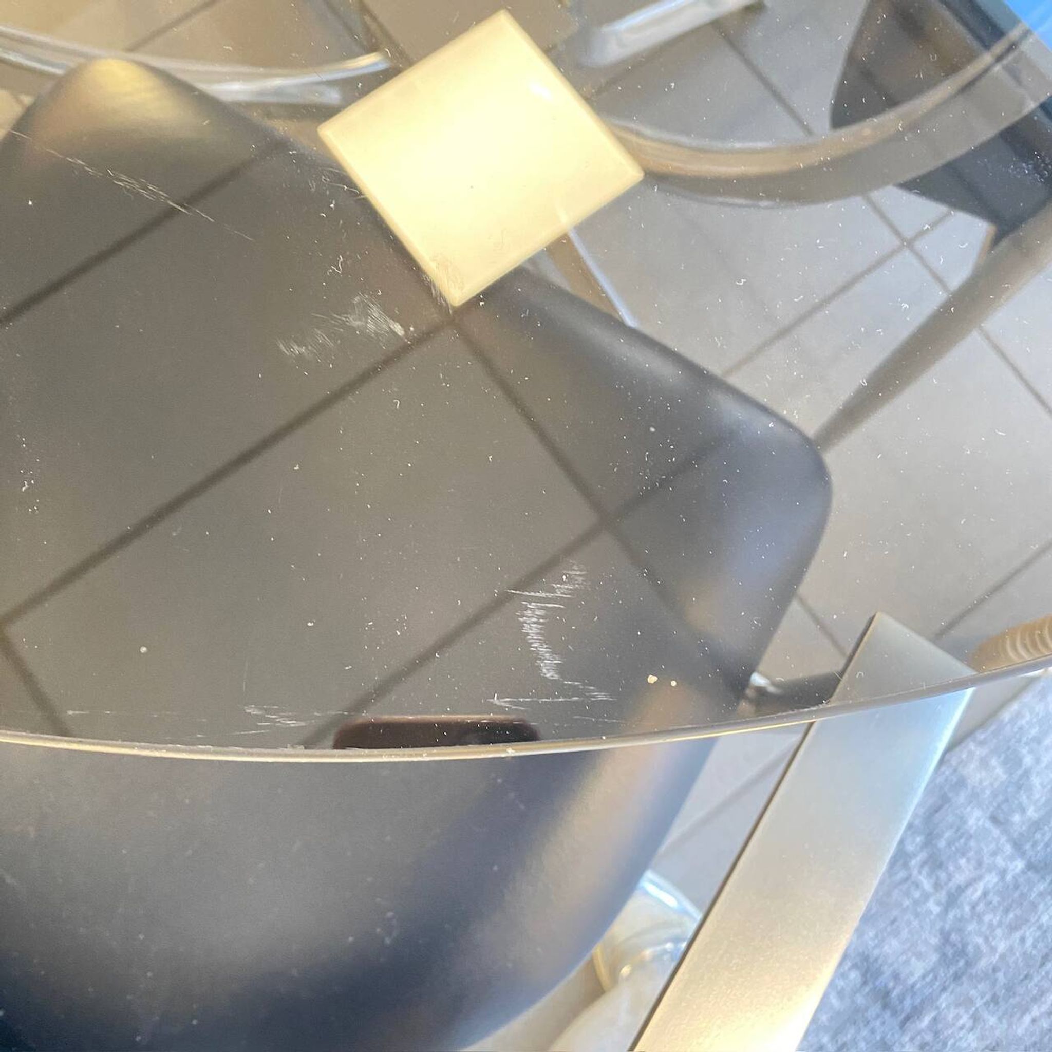 Round dining table - smoked glass & brushed aluminum base