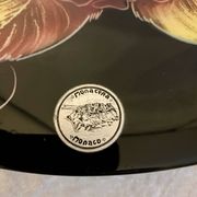 Plat signé Moncera Monaco