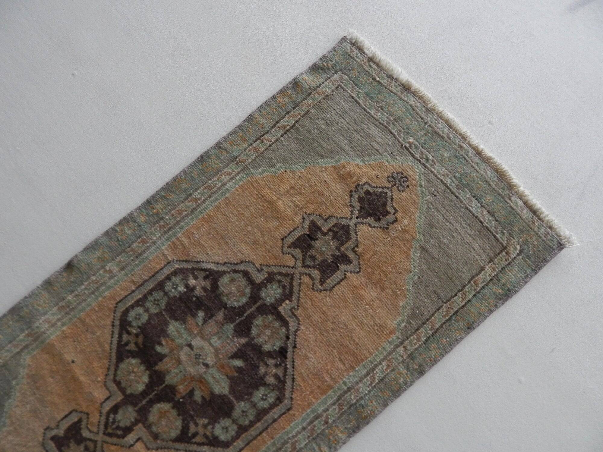Tapis de couloir turc vintage 48x103 cm