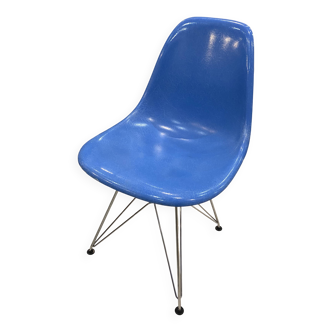 Turquoise blue DSR Eiffel fiberglass chair Eames Herman Miller vintage