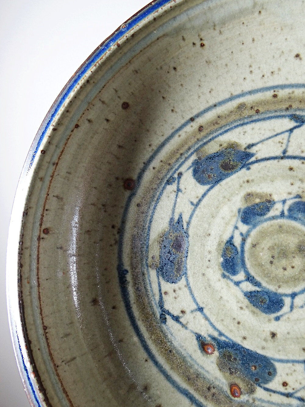 Vintage 1960s-1970s pyrite art stone fruit bowl.