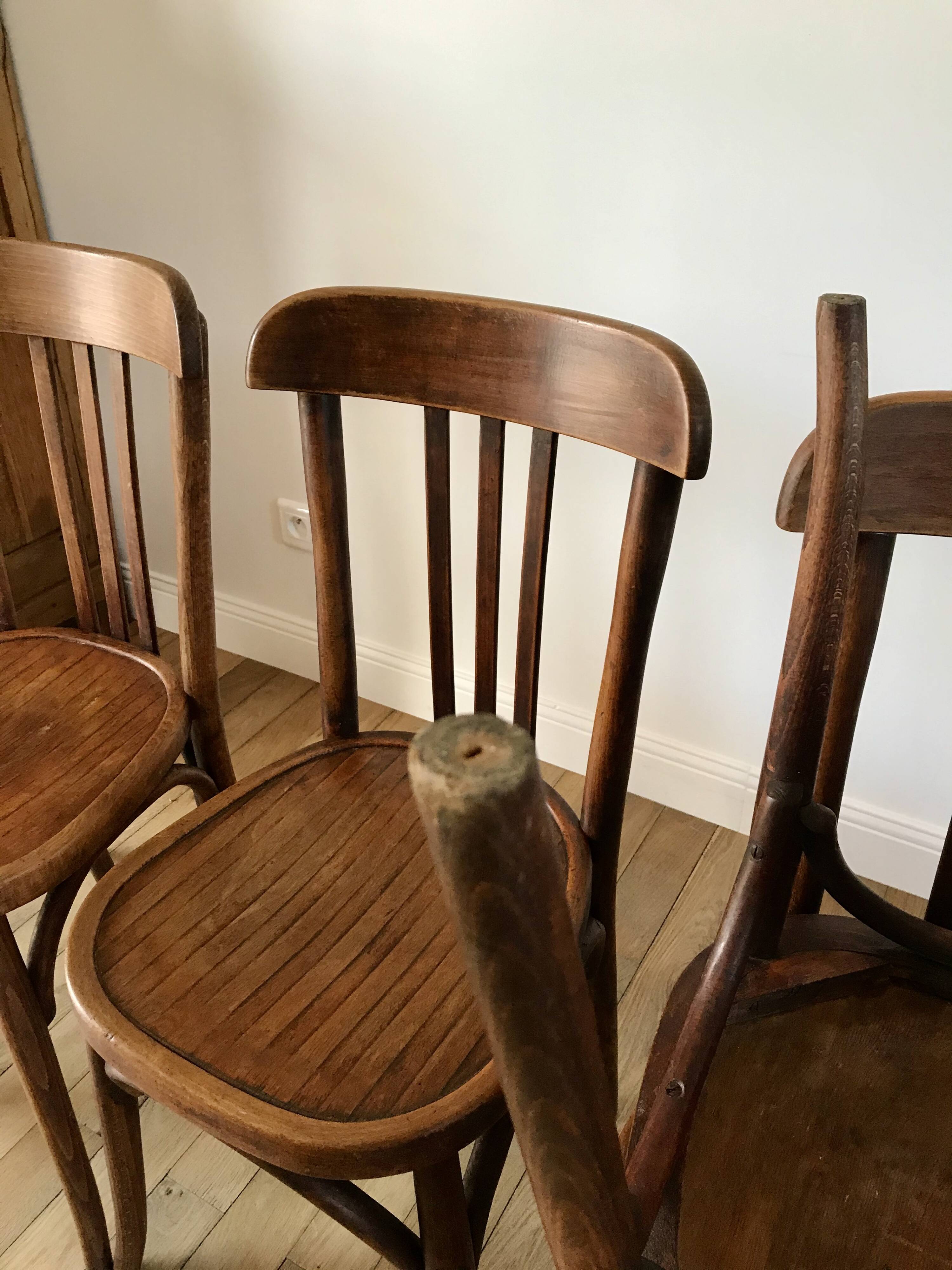 Set of 5 baumann bistro chairs in bent wood stamped xxth