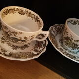 Set of 2 cups and saucers