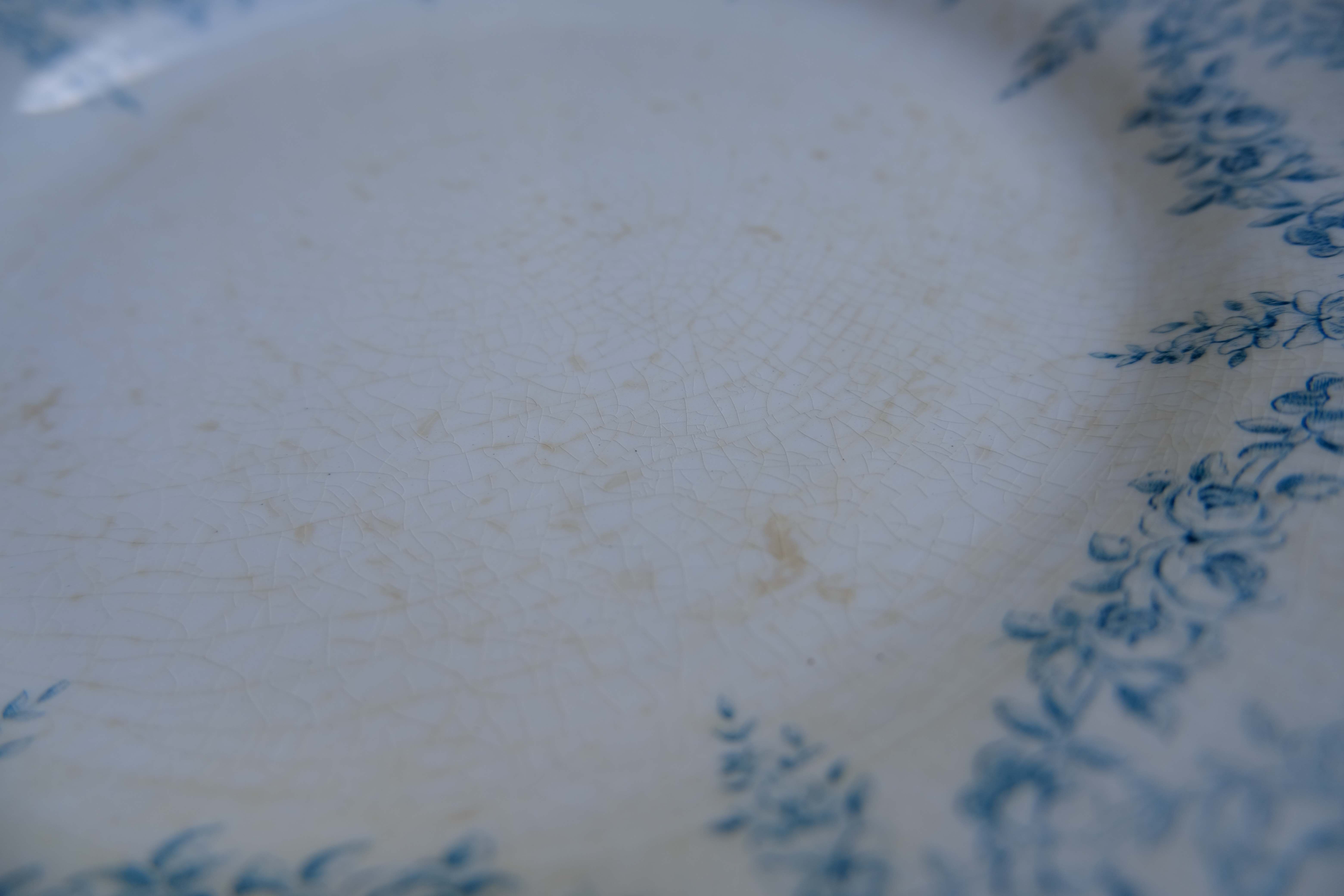 Iron earth plates of Creil and Montereau