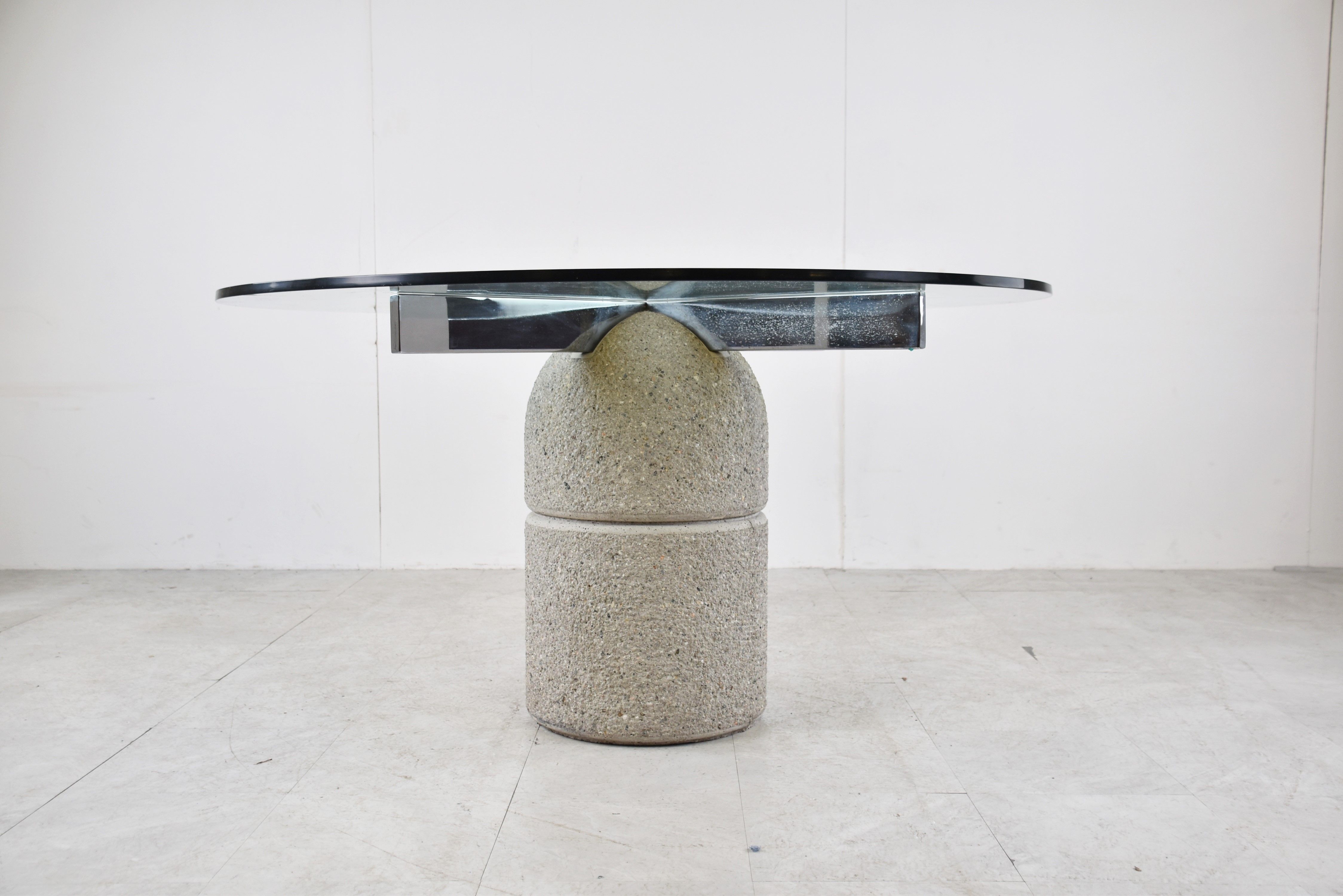 Giovanni Offredi "Paracarro" dining table for Saporiti, 1970s